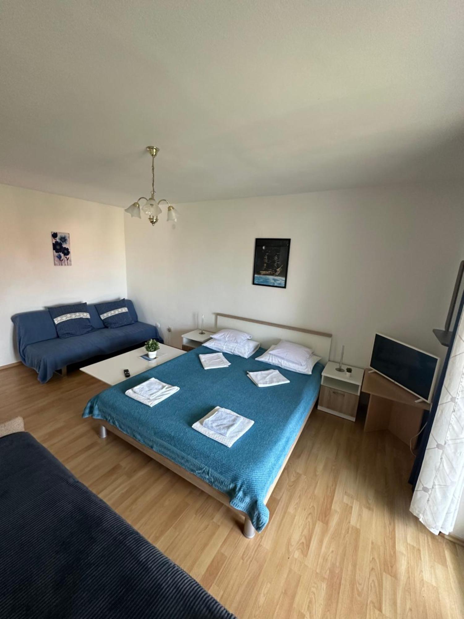Apartmani Ira Crikvenica Ngoại thất bức ảnh